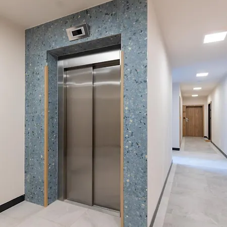 Apartamento Royal With Parking By Renters Prestige Varsovia