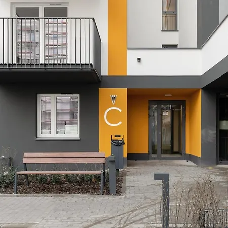 Royal With Parking By Renters Prestige * Varsovia