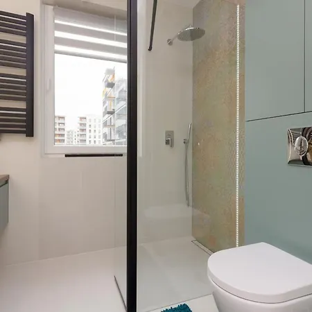 Apartamento Royal With Parking By Renters Prestige Varsovia
